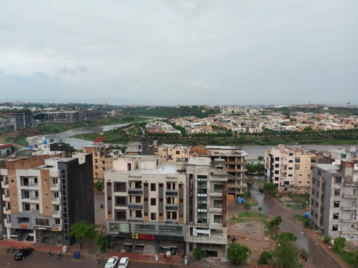 The River View Apartment ラーワルピンディー エクステリア 写真